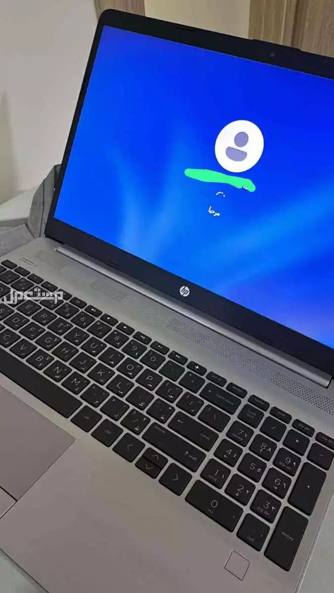 لابتوب اتش بس  المواصفات : لابتوب 255 G9 مع شاشة عرض 15.6 بوصة عالية الدقة (1920 × 1080) ، معالج رايزن 5-5625U / ذاكرة وصول عشوائي 8 جيجابايت / 256 جيجابايت اس اس دي / بدون نظام تشغيل ويندوز