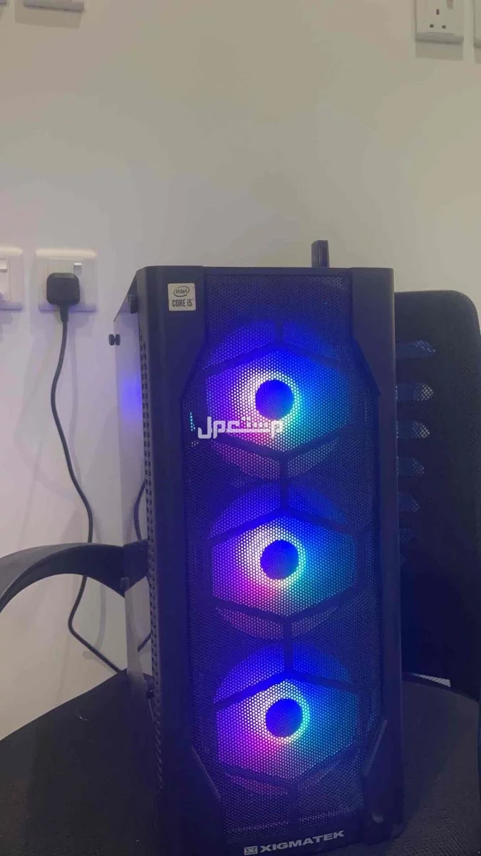 pc فيه مشكلة (شاشة زرقاء و تعليق بسيط ) الصامل حياه الله اقل من 1000 لا تجي  ماركة أخرى في أبهــــا بسعر 1200 ريال سعودي