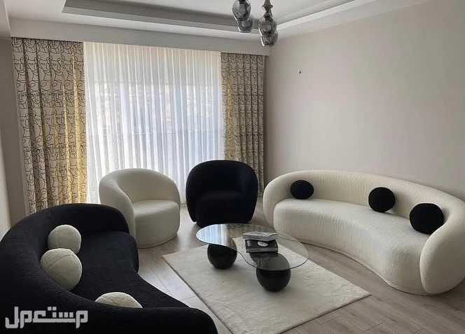 جدة في الطائف بسعر ألفين ريال سعودي