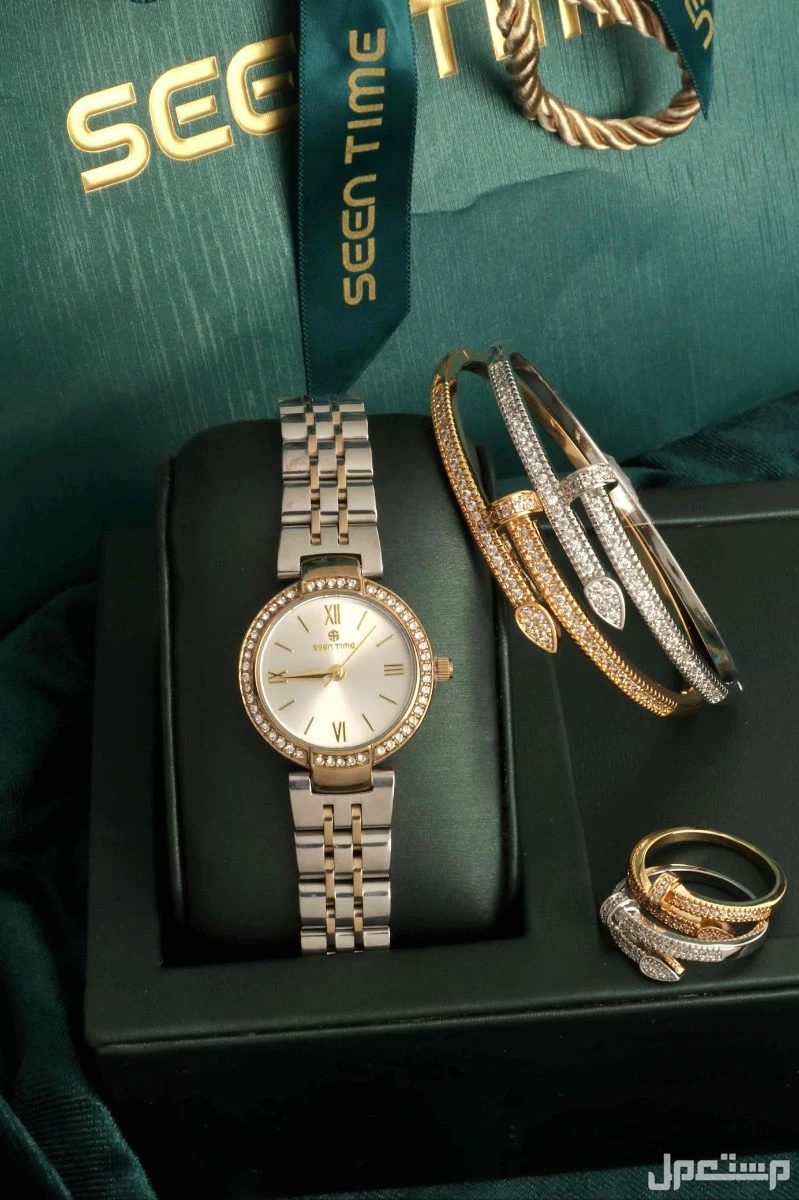 ⭕أطقم نسائية  :  ⭕ == *ساعه نسائية استيل من ماركة ( SEEN TIME )  موديل ماركة ارماني فصوص الجديد*    🔴 *مكينة ياباني ضمان مويا ولون سنتين* .. 🔴 *مقاس الساعة 26 mm* . ⭕  *2 أساور مع 2 خواتم