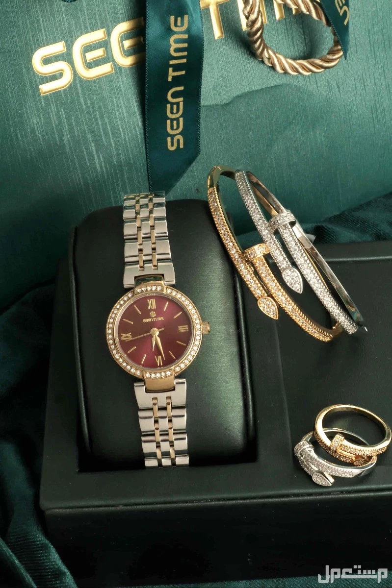 ⭕أطقم نسائية  :  ⭕ == *ساعه نسائية استيل من ماركة ( SEEN TIME )  موديل ماركة ارماني فصوص الجديد*    🔴 *مكينة ياباني ضمان مويا ولون سنتين* .. 🔴 *مقاس الساعة 26 mm* . ⭕  *2 أساور مع 2 خواتم