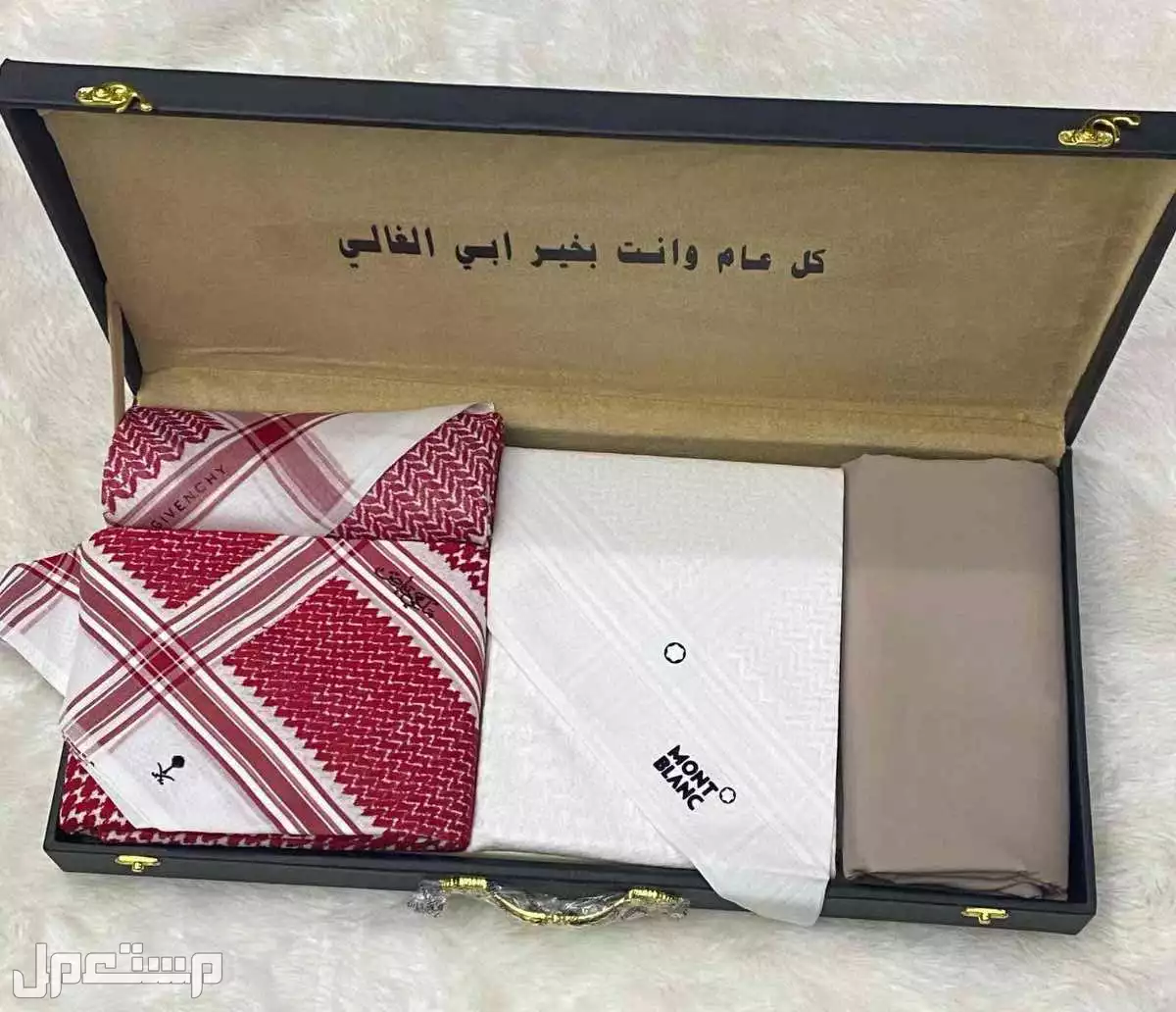 عرض خاص  ❣️شماغ ملكي خاص خامه ممتازه نفس الصوره  100 💯 قطن مقاسات 55–58–60 ❣️❣️شماغ مونت بلانك راقي مقاسات 55–58–60 ❣️❣️شماغ جيفنشي  مقاسات 55–58 -60 ❣️❣️قماش جيفنشي ثلاثه متر وربع