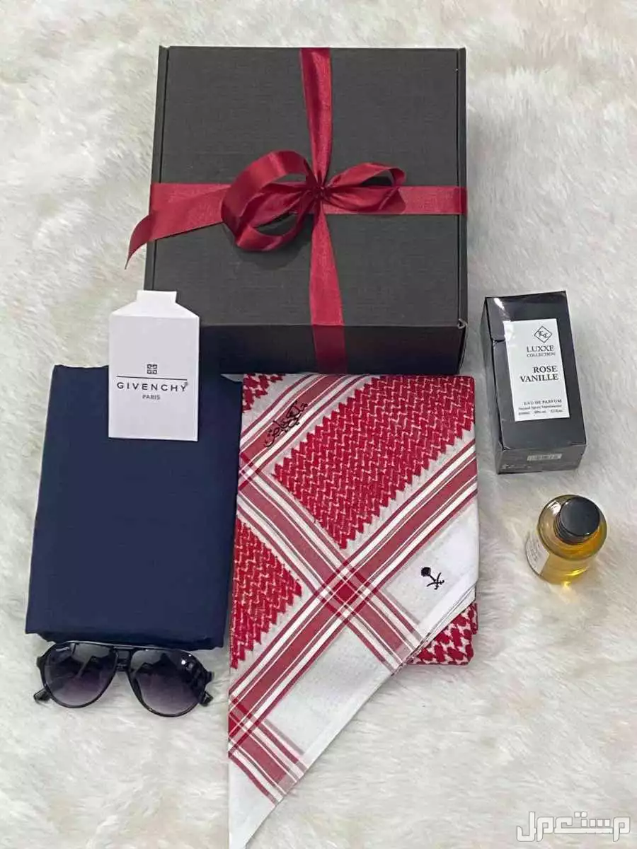 عرض خاص  ❣️شماغ ملكي خاص خامه ممتازه نفس الصوره  100 💯 قطن مقاسات 55–58–60 ❣️❣️شماغ مونت بلانك راقي مقاسات 55–58–60 ❣️❣️شماغ جيفنشي  مقاسات 55–58 -60 ❣️❣️قماش جيفنشي ثلاثه متر وربع