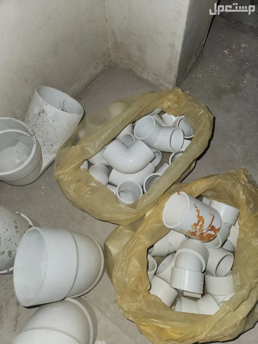 للبيع اغراض سباكة متنوعة في الرياض على السوم