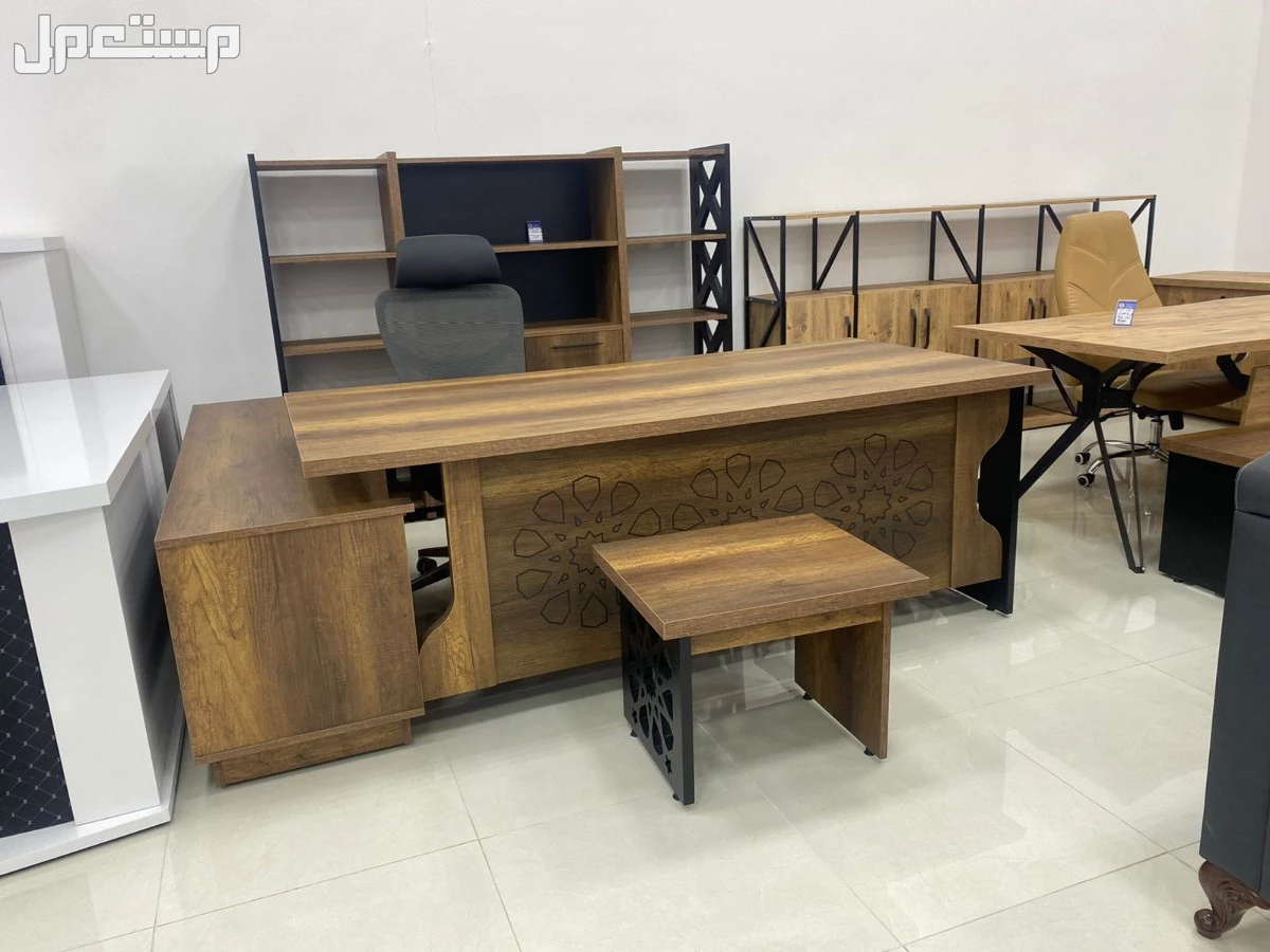 اثاث مكتبى فى الرياض بسعر الجملة