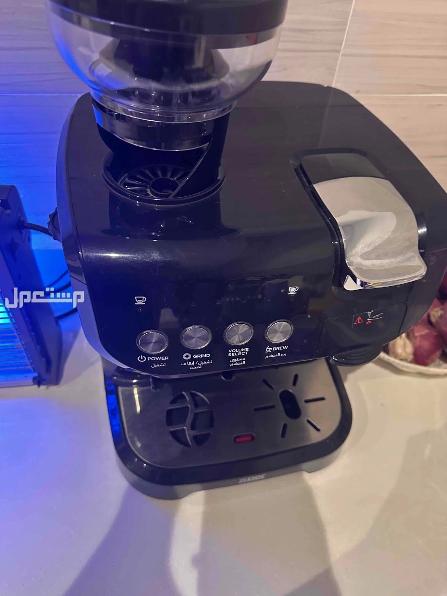 ماكينة قهوة للقهوة المطحونة وقهوة الكبسولات استخدام ليس اكثر من 5 مرات فقط  في الرياض بسعر ألف ريال سعودي
