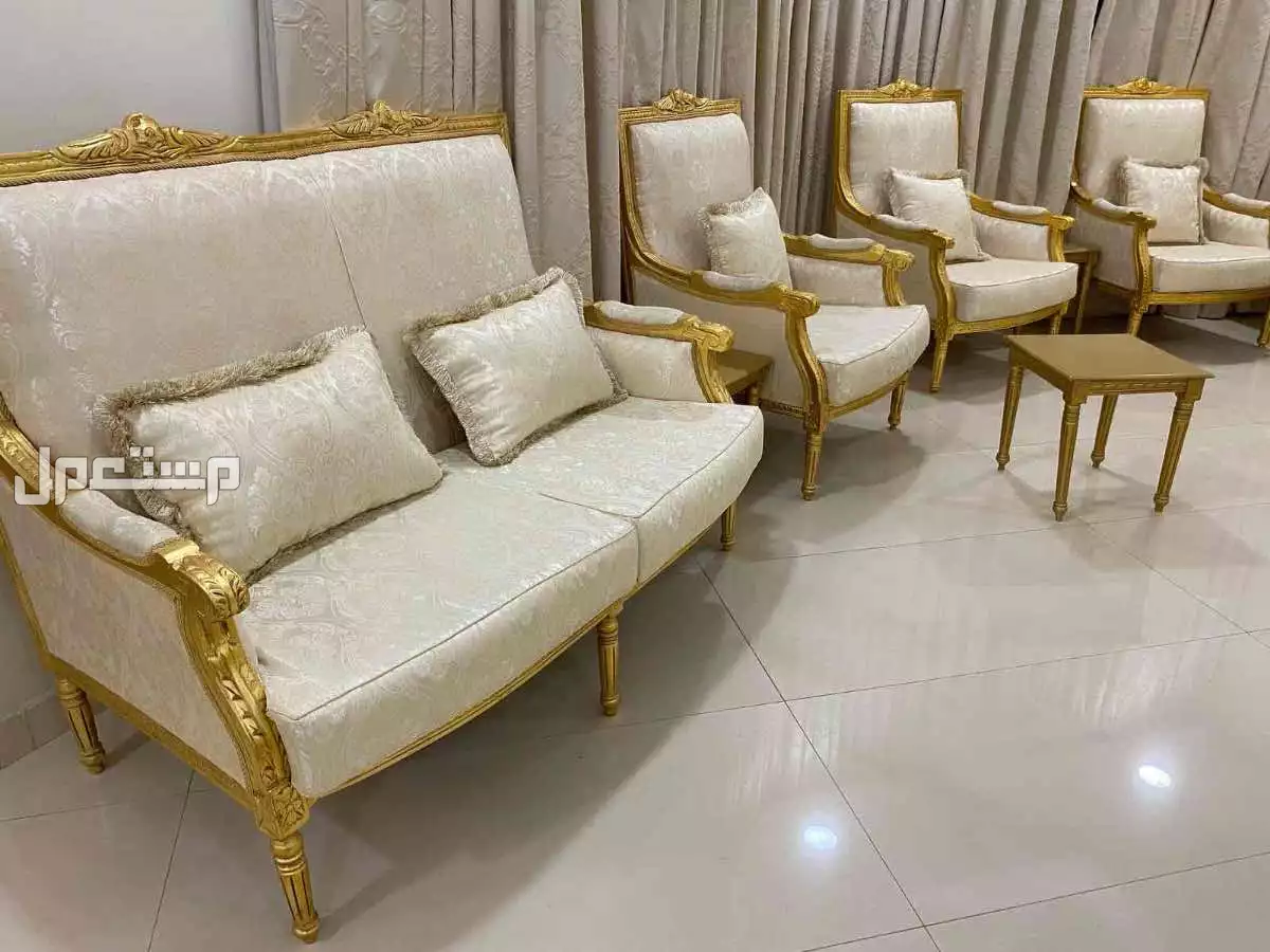 كنب مستعمل في الخرج مقابل بسعر 3000 ريال سعودي