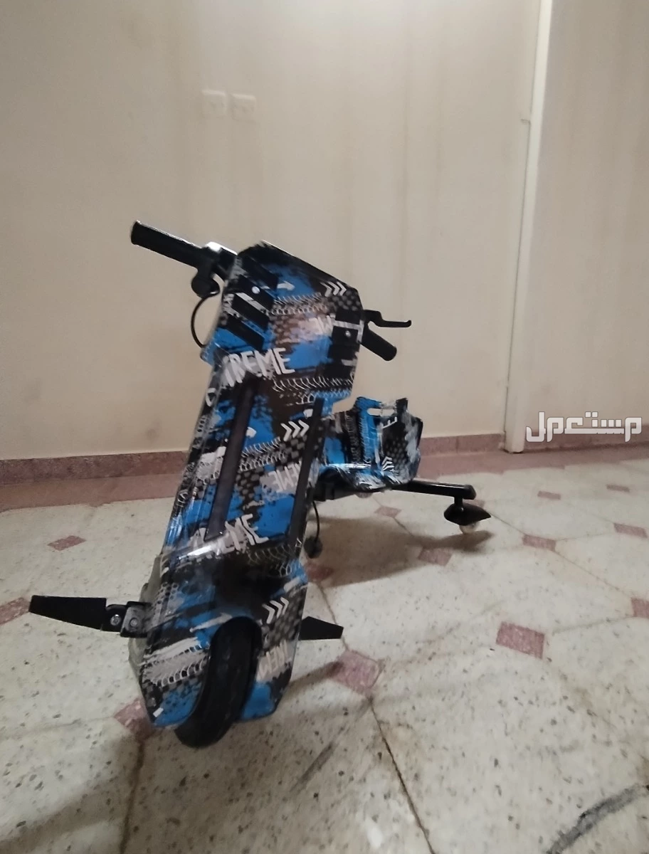 سكوتر درفت التحديث الجديد 3 سرعات +ضوء ملون +ضوء ابيض +مثبت سرعه +بلاتوث +يتحمل اله 200ك السوم وصل 270 الحد 350 قابل للتفاوض