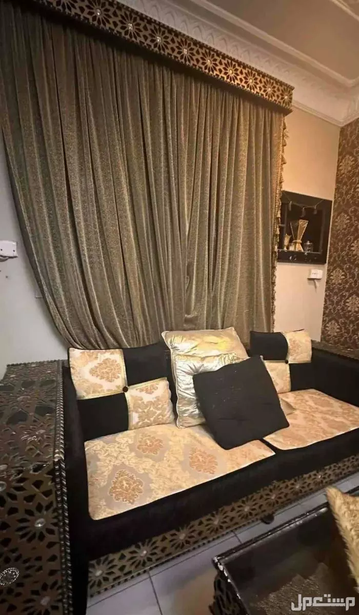 كنب مغربي 7 قطع للبيع على السوم كبير الحجم