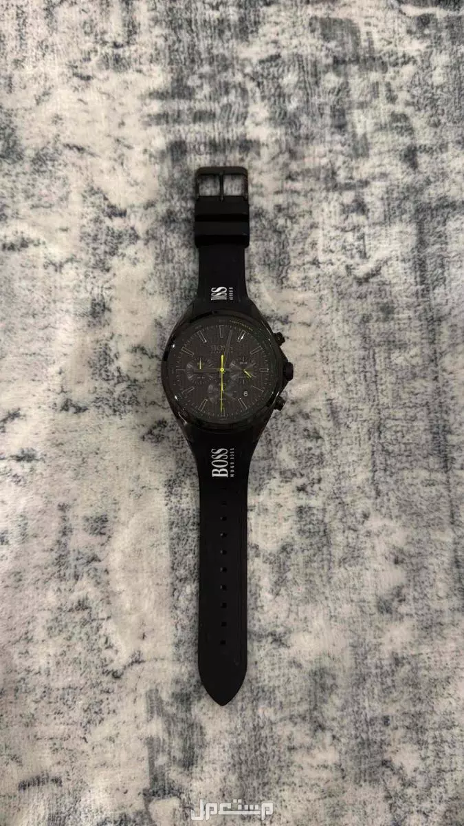 ساعة HUGO BOSS  في الرياض بسعر 500 ريال سعودي
