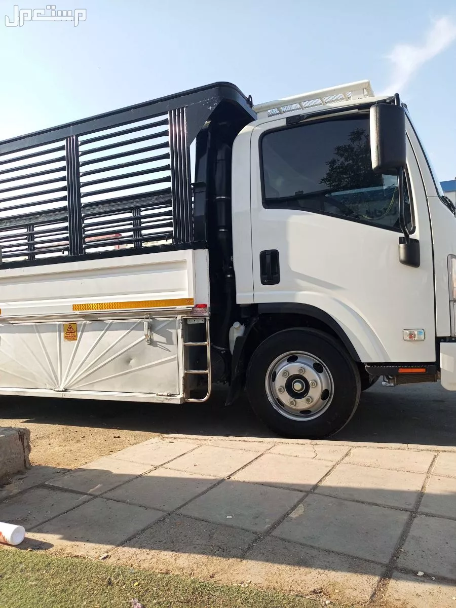 شراء اثاث مستعمل شمال الرياض 0553447854