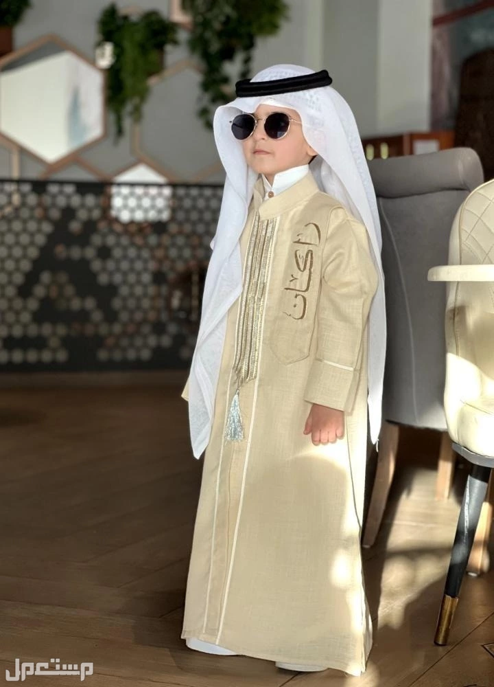 دقلة العيد تفصيل حسب الطلب متوفر لجميع الأعمار