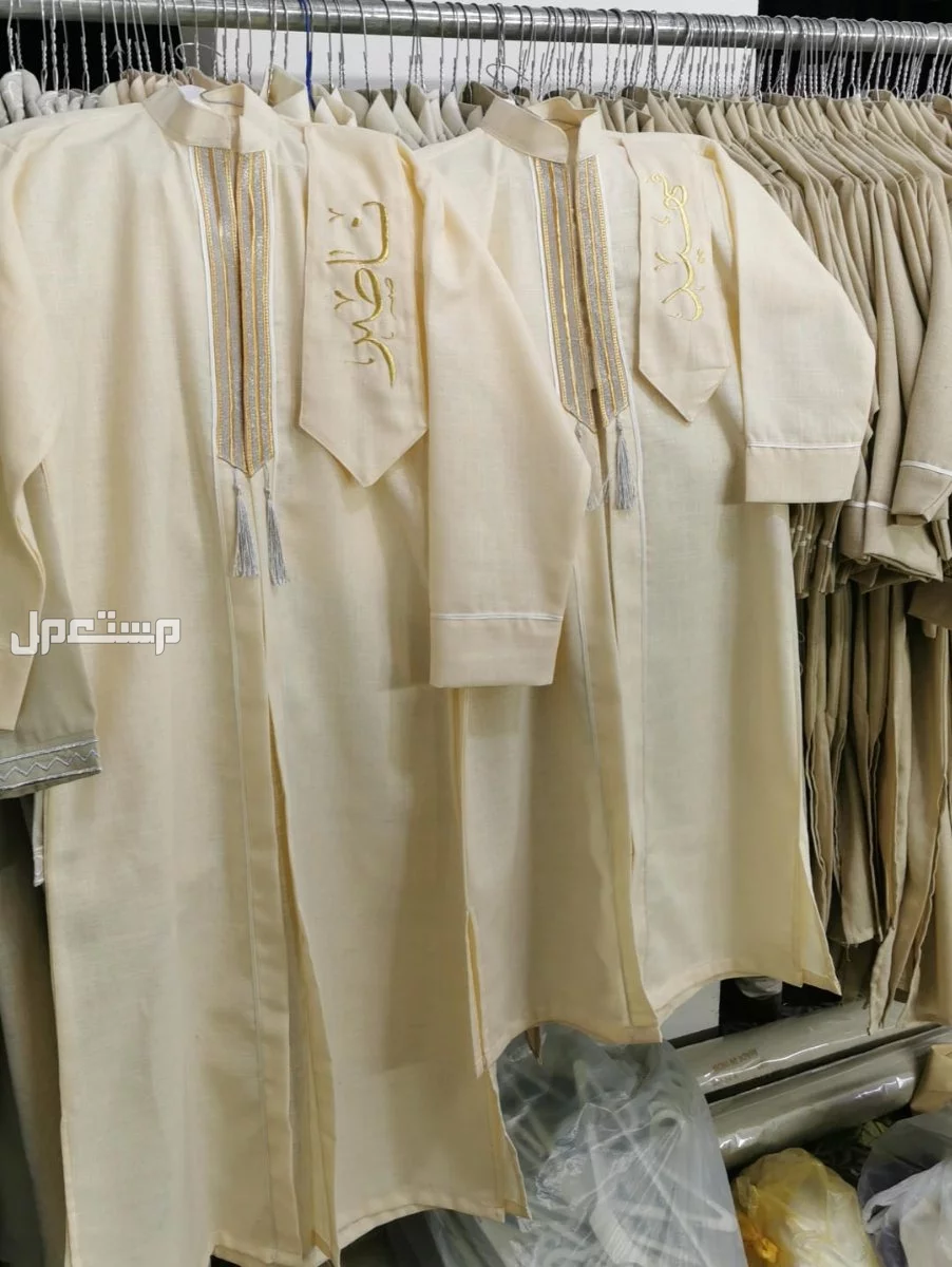 دقلة العيد تفصيل حسب الطلب متوفر لجميع الأعمار