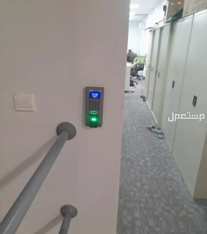 أكسس كنترول بالبصمه والكارت والرقم السري في الرياض