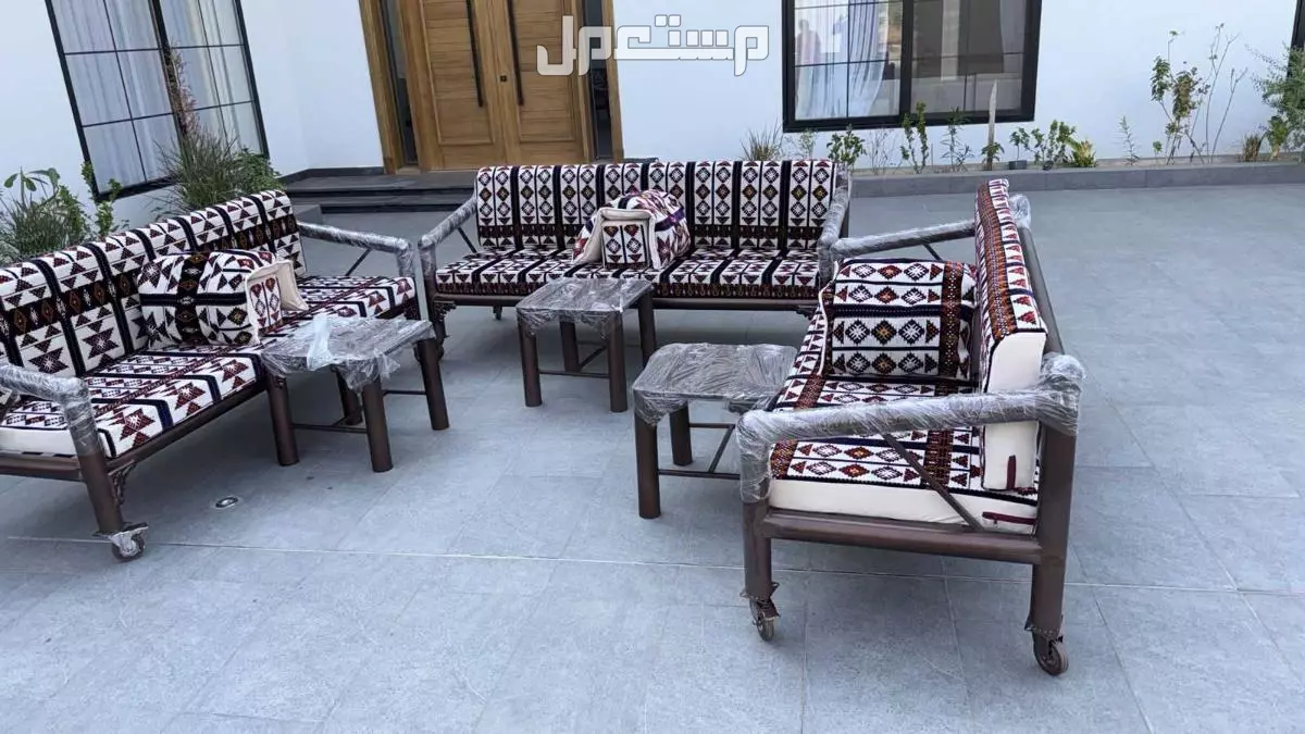 3اطقم كراسي جلسات مع الطاولات كل الاالوان متوفره