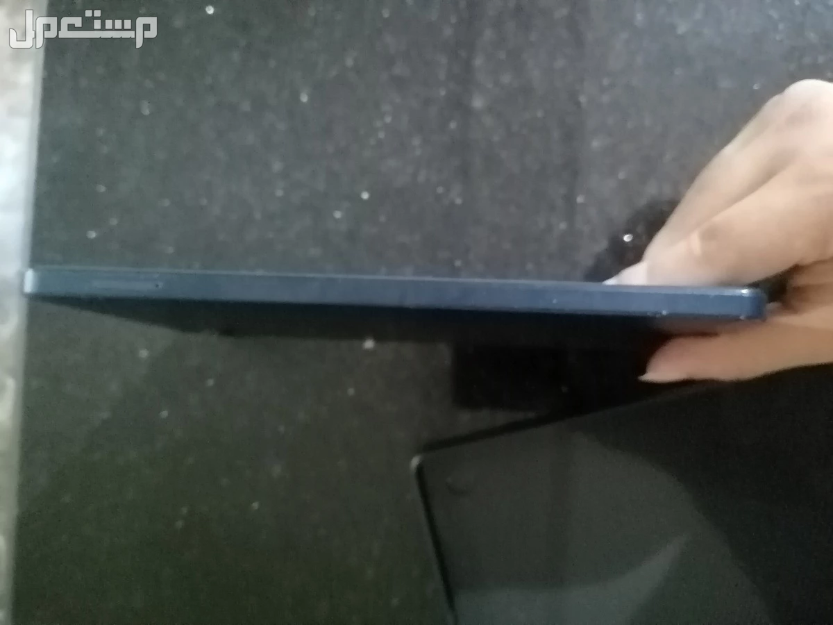 تابلت سامسونج جالكسي اي 9 يدعم شريحه اتصال 4G