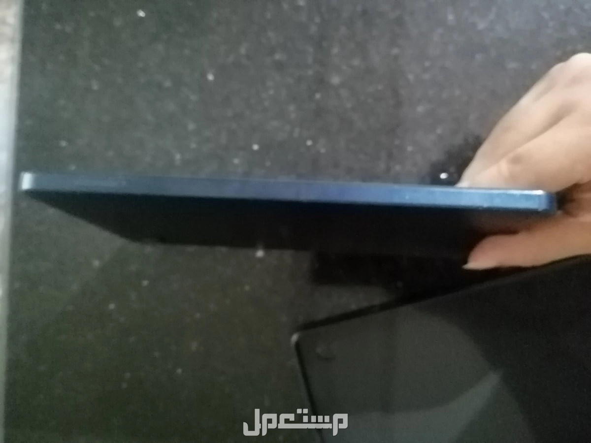 تابلت سامسونج جالكسي اي 9 يدعم شريحه اتصال 4G
