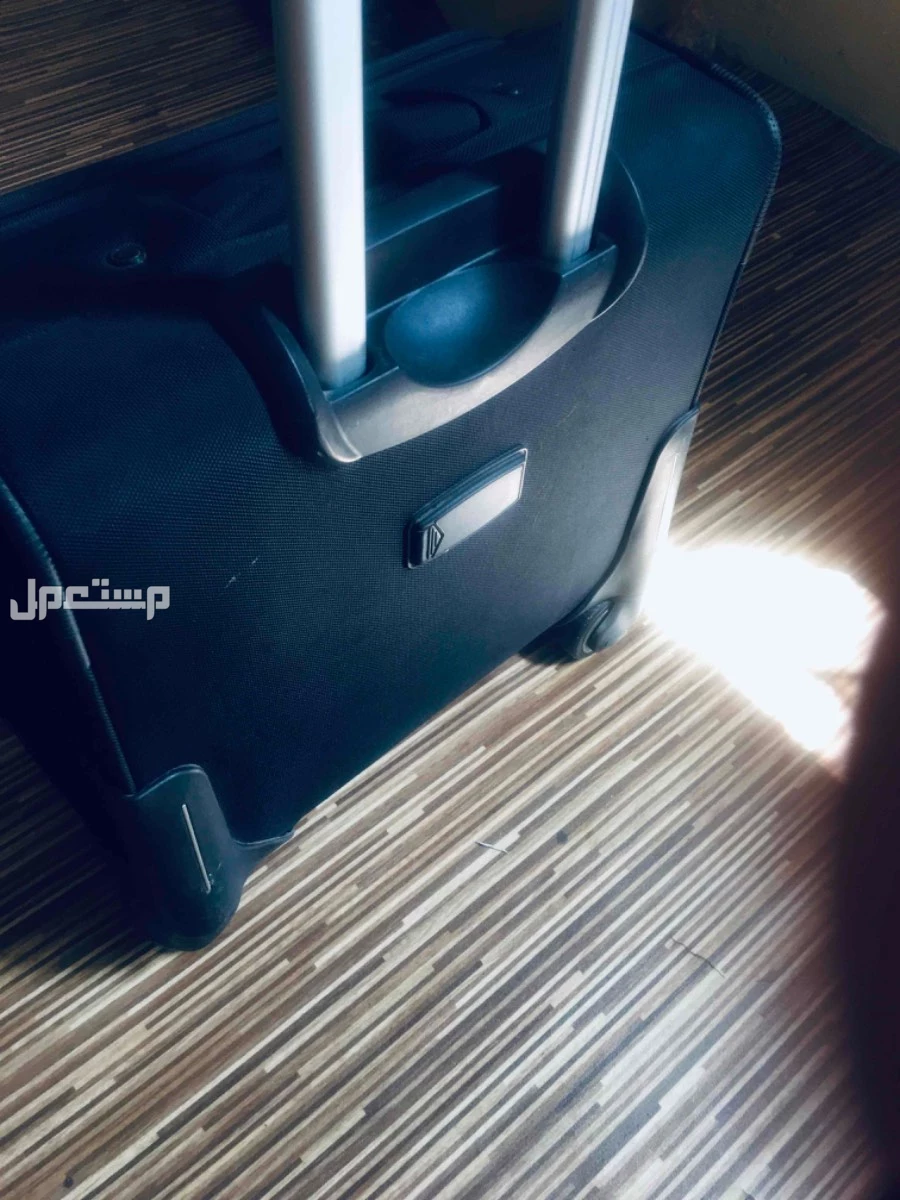 حقيبة لابتوب بعجلات في الأحساء بسعر 70 ريال سعودي