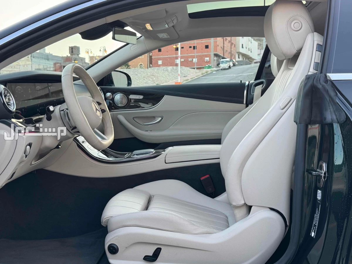 مرسيدس E200 AMG 2023 كوبيه 14 الف كم