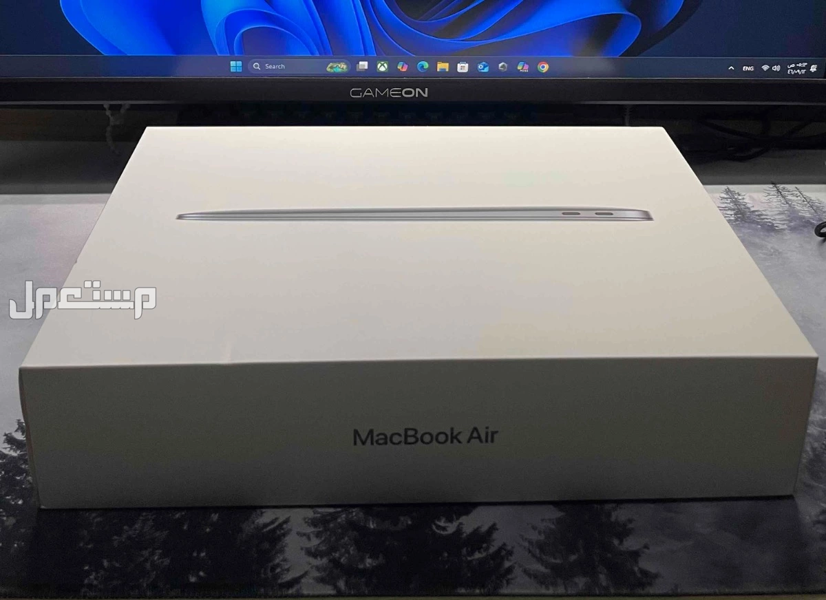 للبيع. Apple MacBook air 2022 بسعر 2900