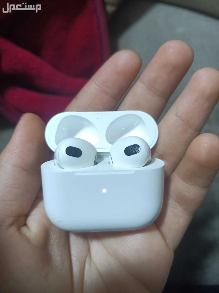 الاسكندرني  في قسم أول المنتزة بسعر 3 آلاف جنيه مصري apple airpods 3 original