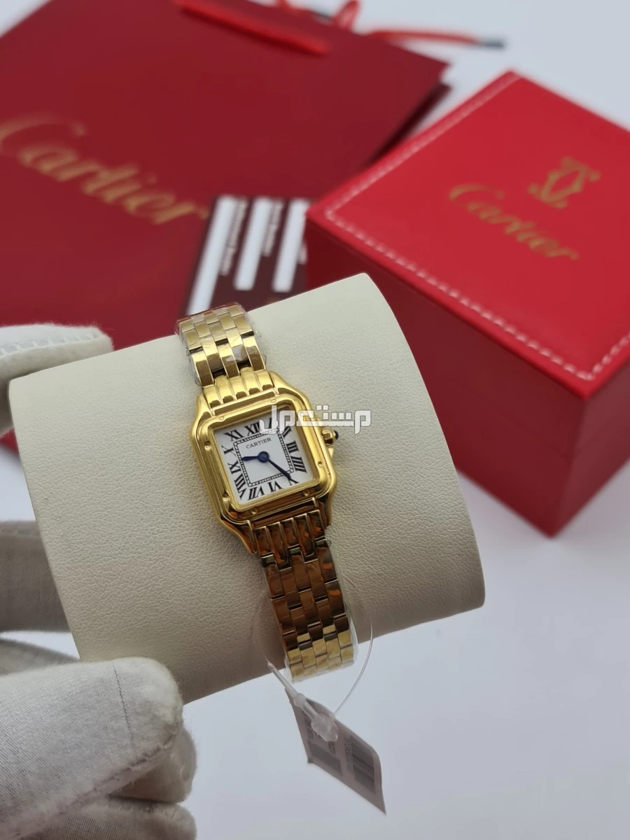 ساعات ___نسائي..   جديده من كاريتر..  مع جميع ملحقات الماركه..  درجه اولى..   **السعر250ريال..