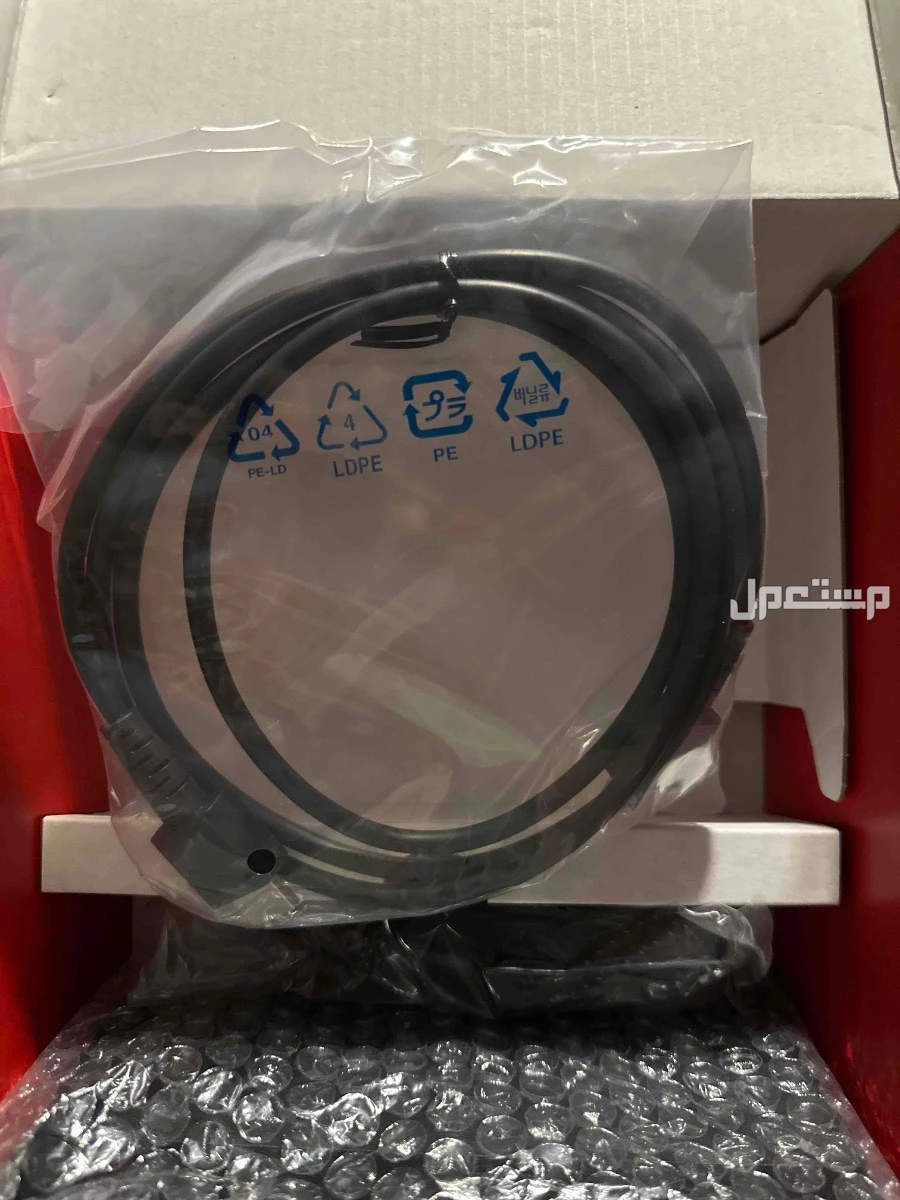 نينتندو سويتش اوليد استعمال نظيف جداً ويوجد ضمان من جرير