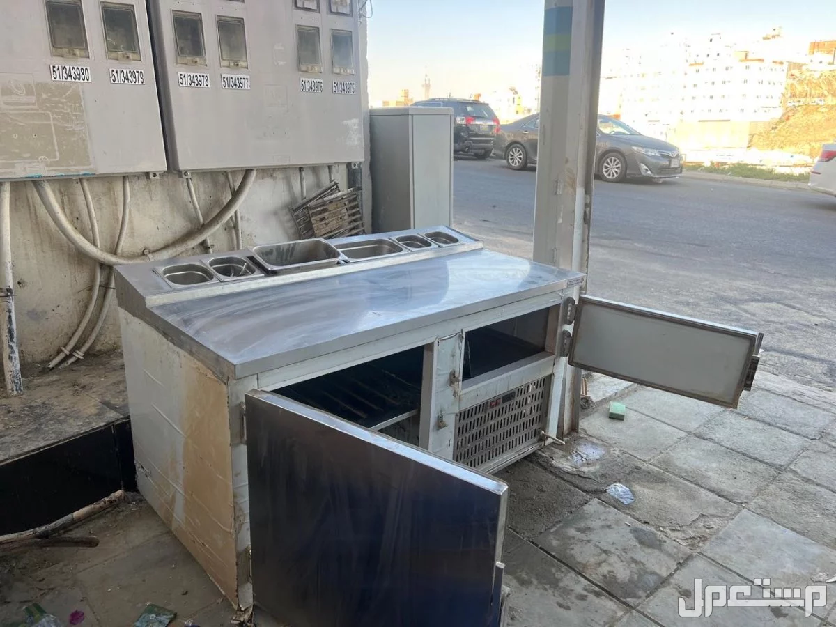 للبيع معدات كوفي ومطعم وفود ترك