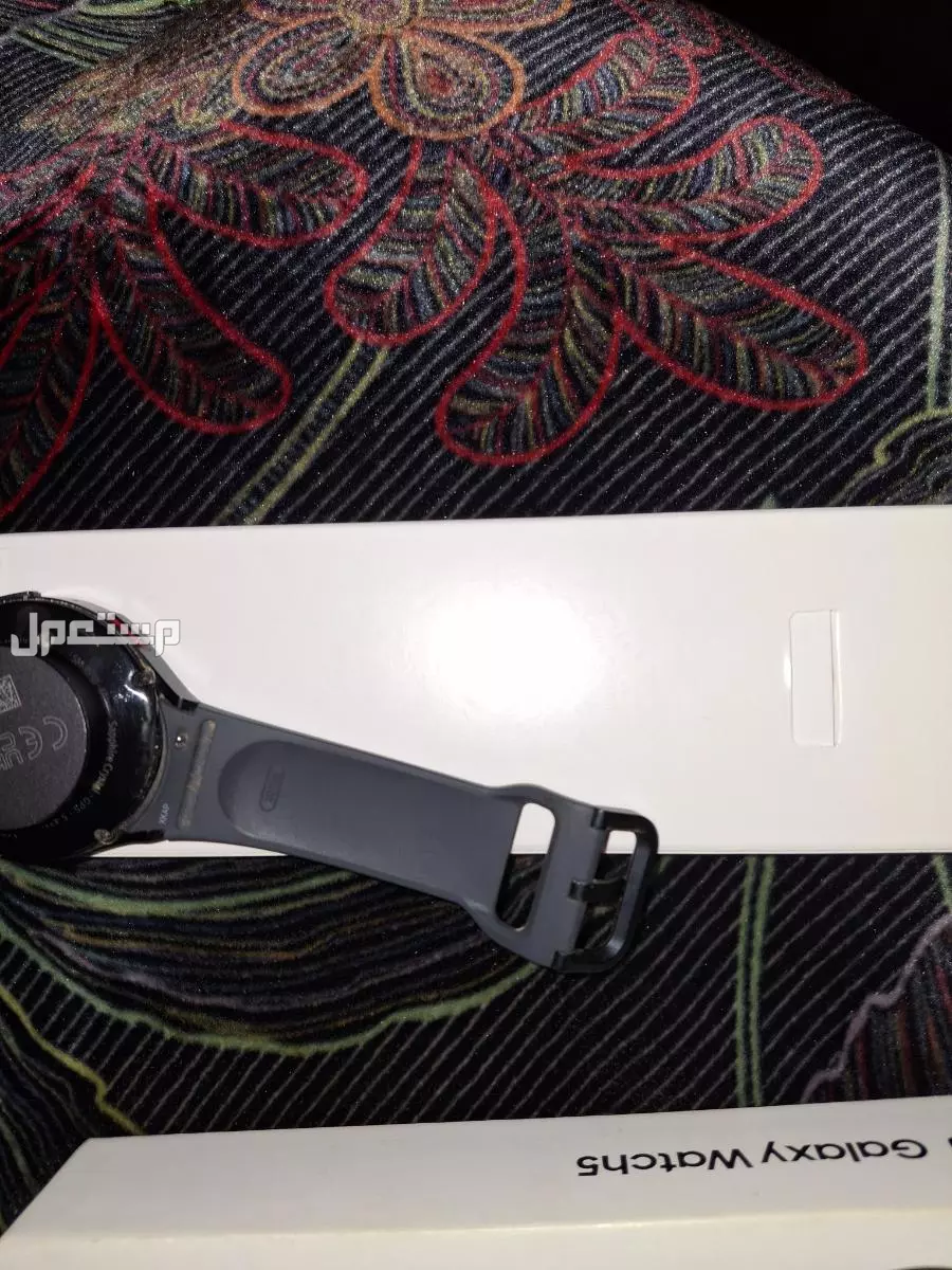 ساعة سامسونج جالاكسي واتش 5 للبيع عمان جبل الزهور 70دينار