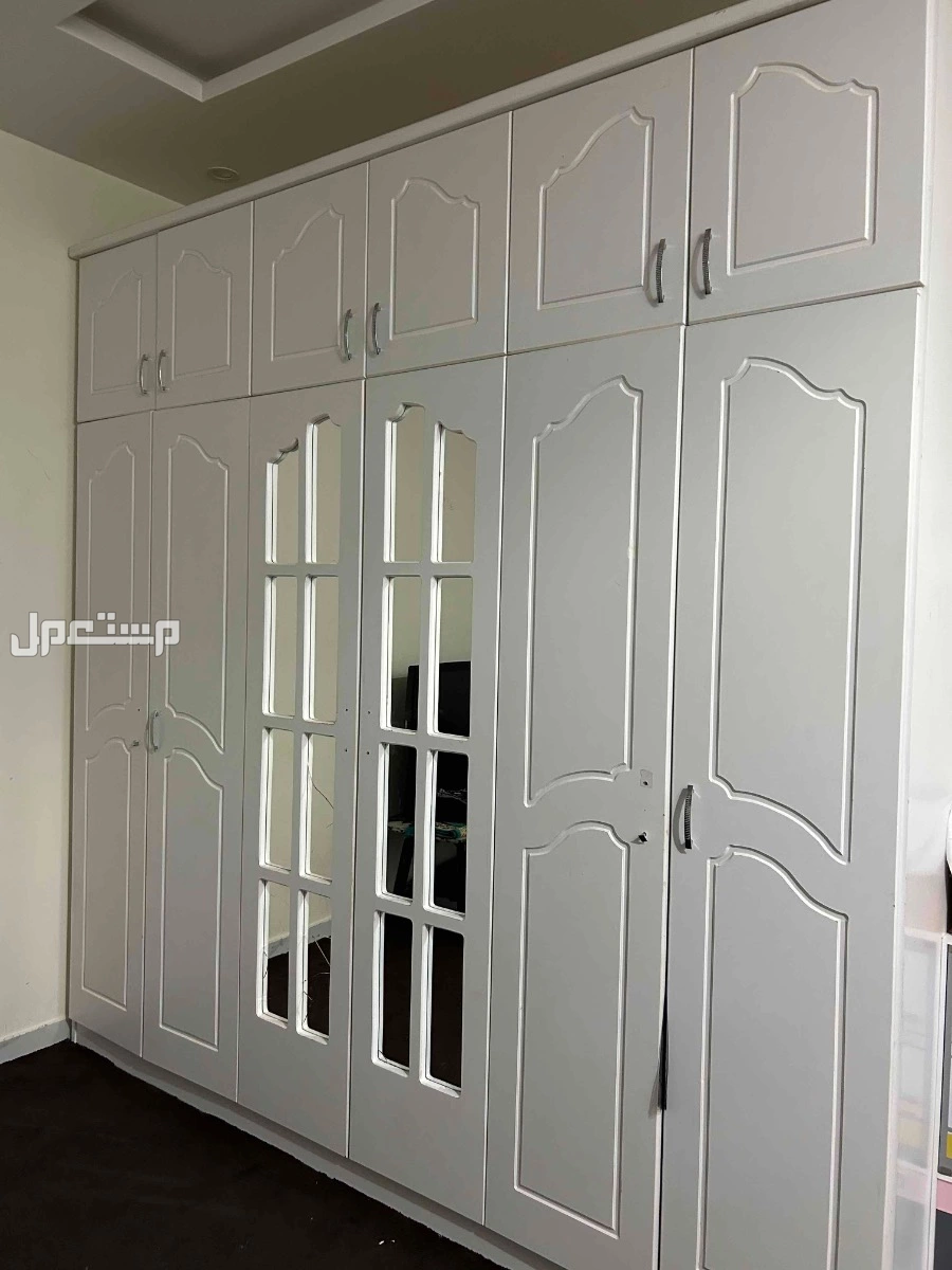 ذولاب ابيض في الرياض بسعر 700 ريال سعودي دولاب ابيض