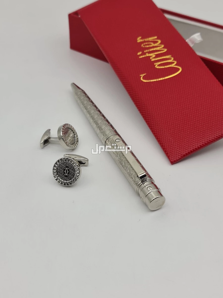 طقم__ رجالي ..  جديد من كاريتر..  قلم مع الكبك..  مع جميع ملحقات الماركه..  درجه اولى..    **السعر170ريال شامل التوصيل..