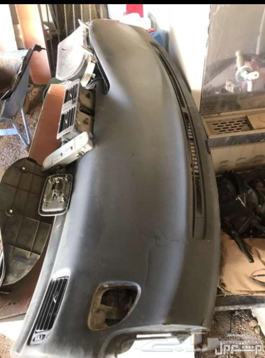 قطع كامري 2002 للبيع قشرة كامري ب250 طوابق ابواب خلفيه الواحد ب70 لمبات سقف الثنتين الاماميه والوسط ب55 رمانه القير ب50 ديكور عداد ب80 عداد سرعه ب200 العداد ممتاز لكن البنزين اذا فللته الطبل