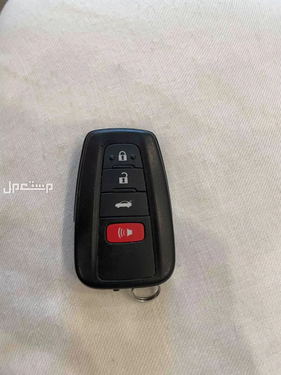 للبيع مفتاح كامري من 18 - 24 فل كامل