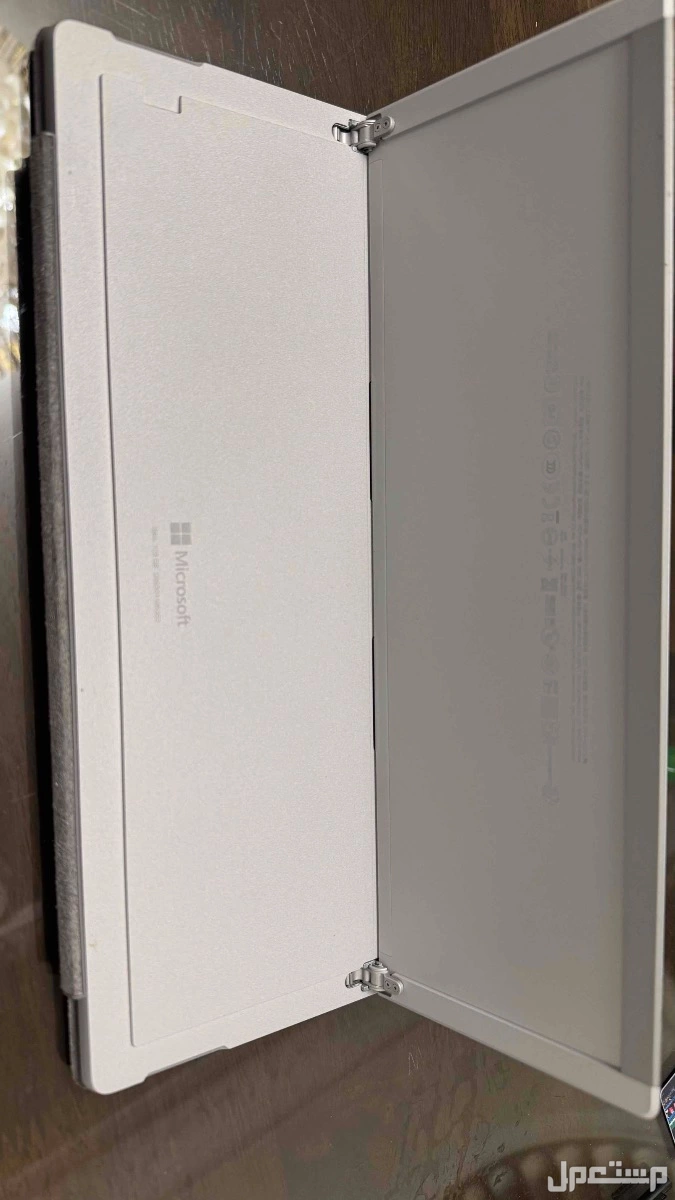 للبيع مايكروسوفت سيرفس برو 7 i5