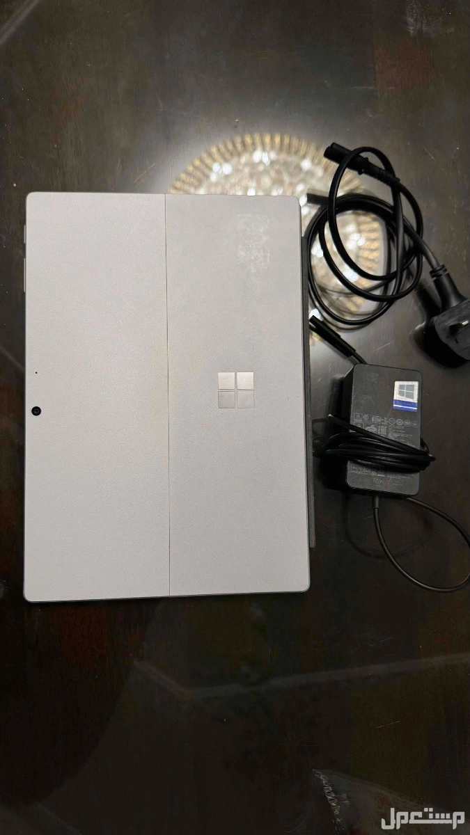 للبيع مايكروسوفت سيرفس برو 7 i5