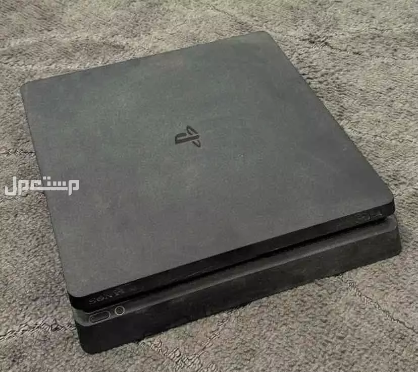 سوني 4 للبيع نظيف السوم وصل 500 700 ببيع