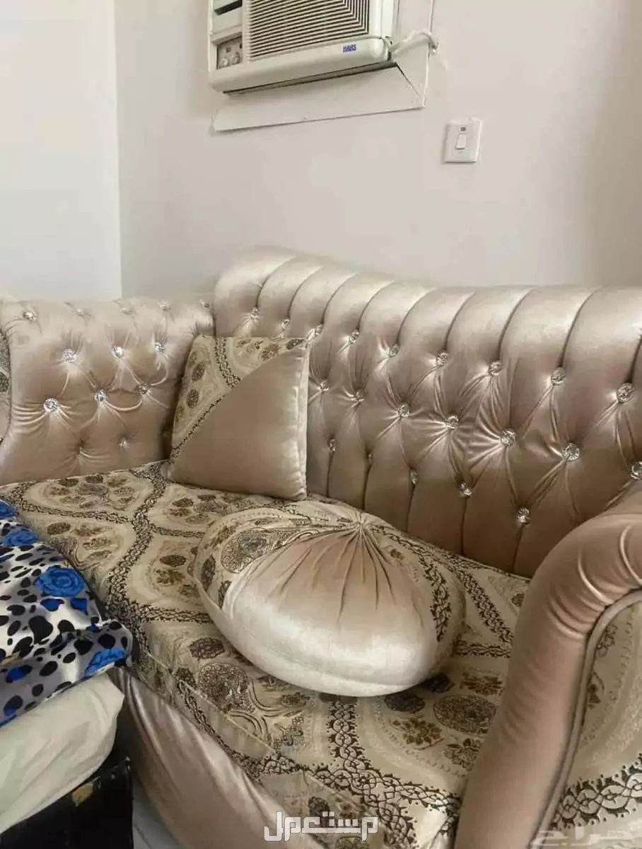 كنب للبيع في شقراء بسعر 650 ريال سعودي