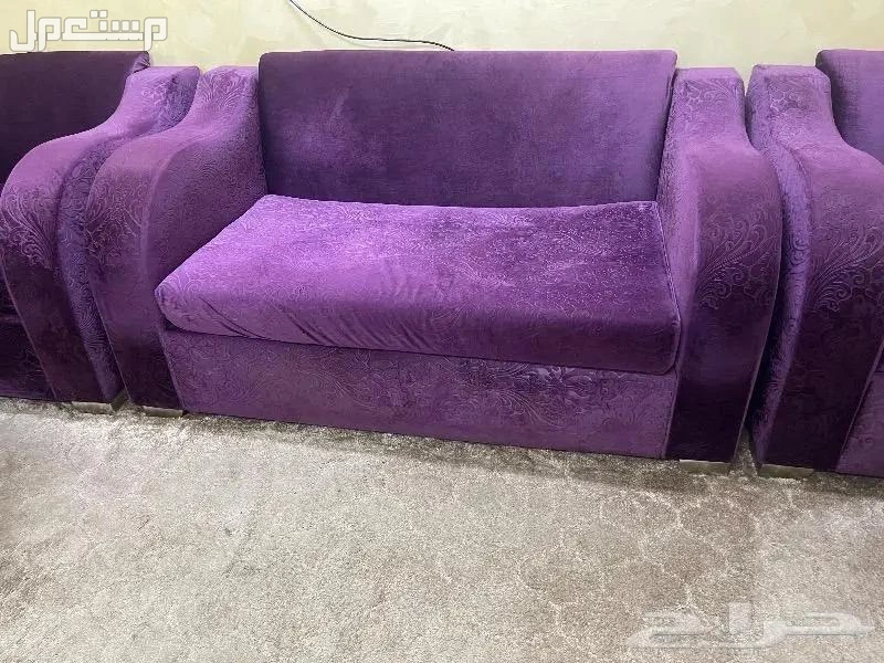 للبيع كنب شبه جديد في مكة المكرمة حي الغسالة