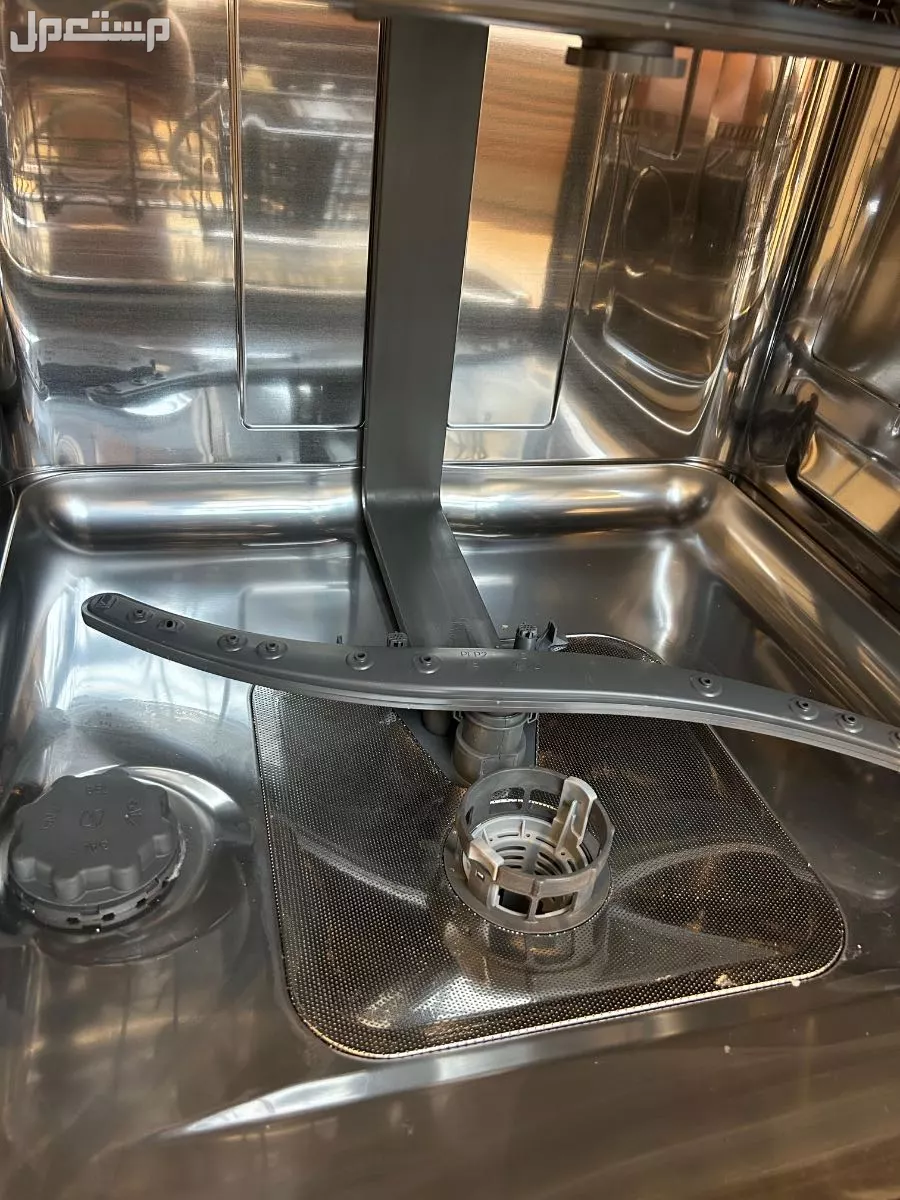 غسالة ‏whirlpool في جيزان للبيع