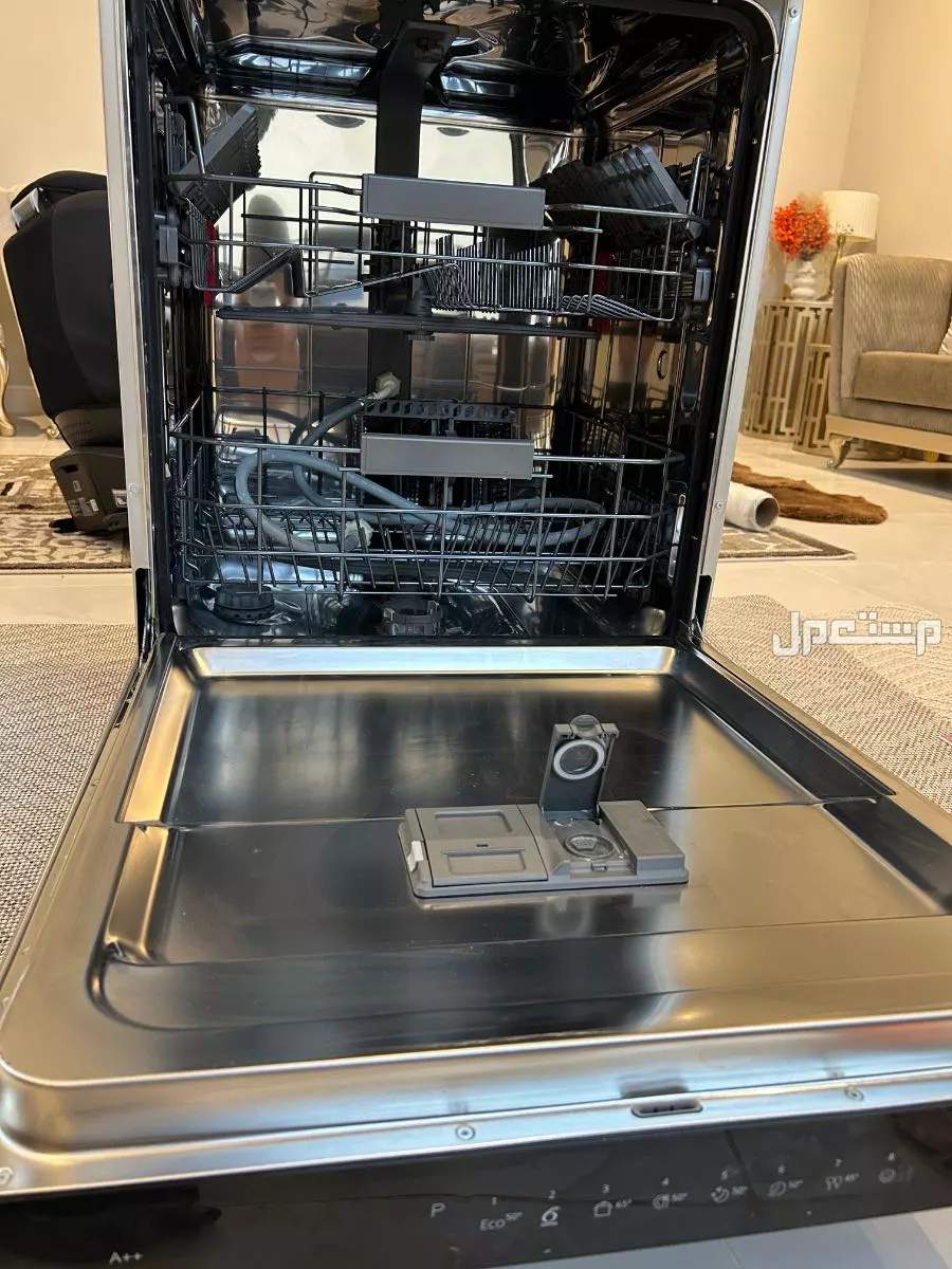 غسالة ‏whirlpool في جيزان للبيع