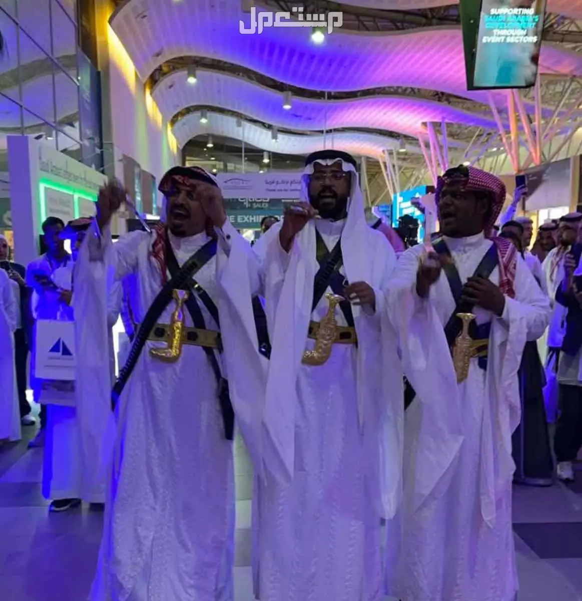 فرقة عرضة  في الرياض بسعر 3500 ريال سعودي