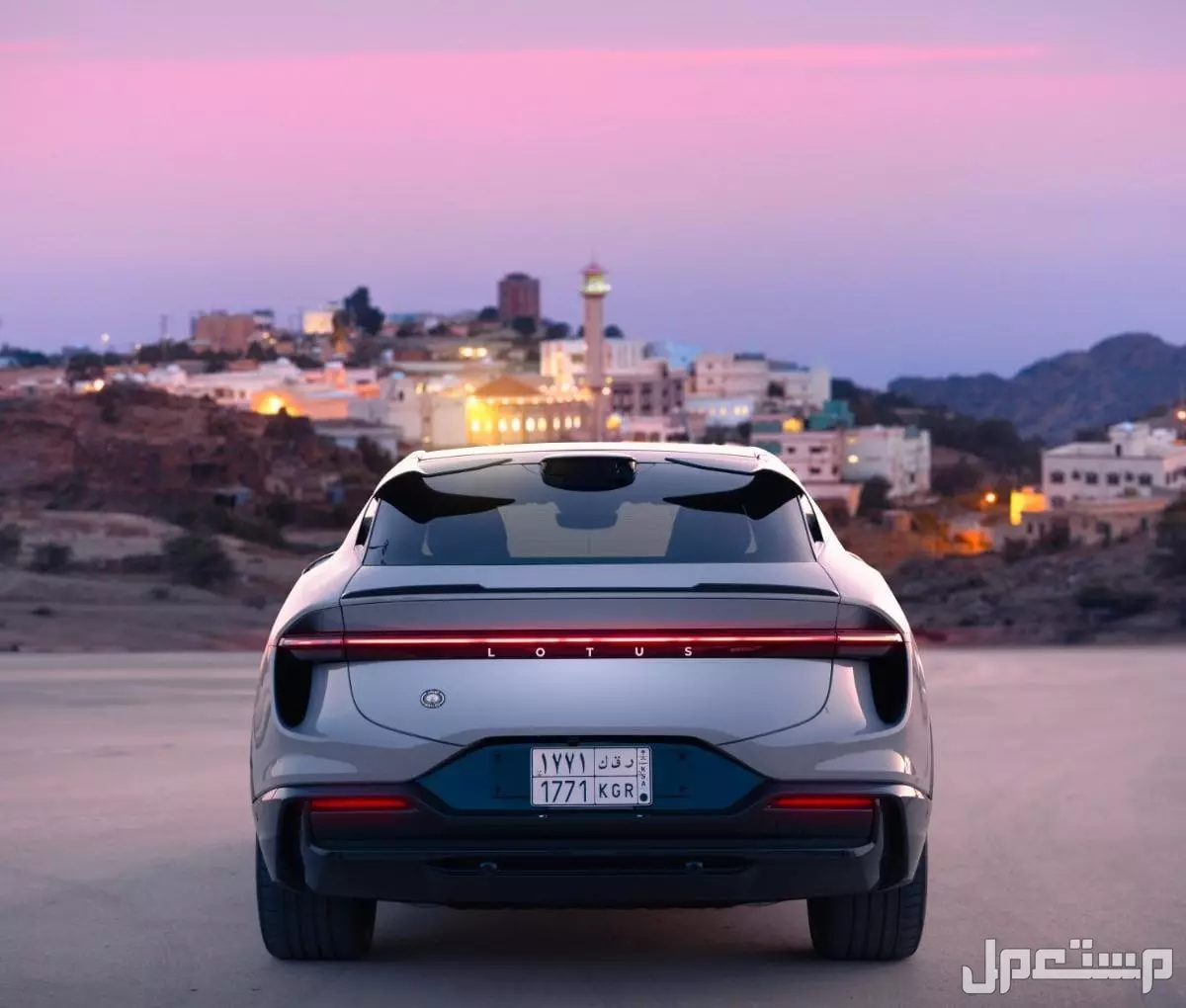 مواصفات وأسعار سيارات لوتس 2025.. طرازات رياضية فاخرة مواصفات لوتس إليترا 2025