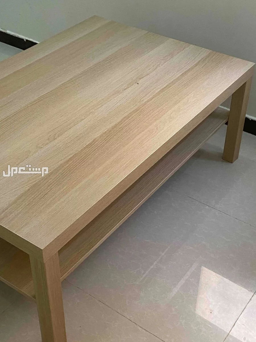 طاولة ايكيا  في الرياض بسعر 150 ريال سعودي
