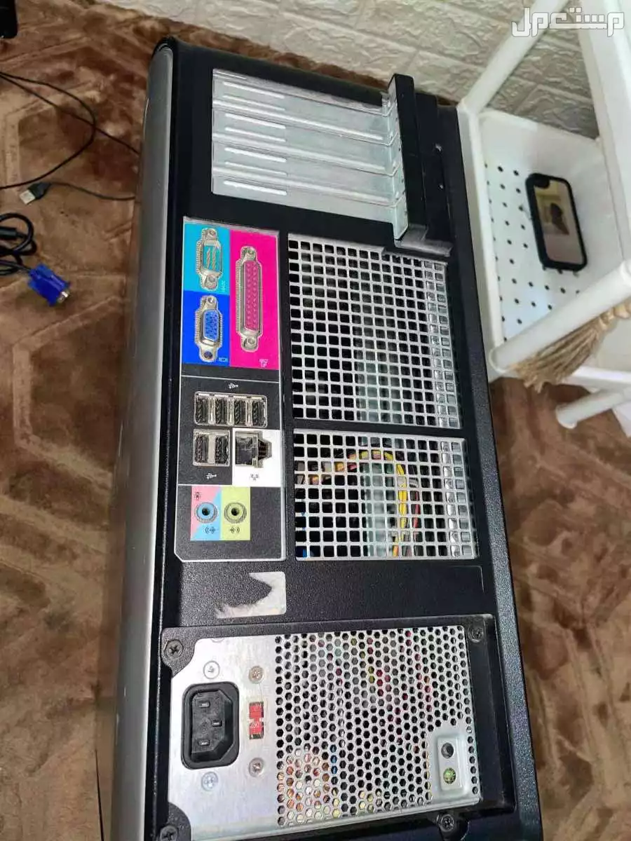 مستعمل سريع الاستعمال الشركهDELL الجهاز نضيف مب مستعمل شهرين