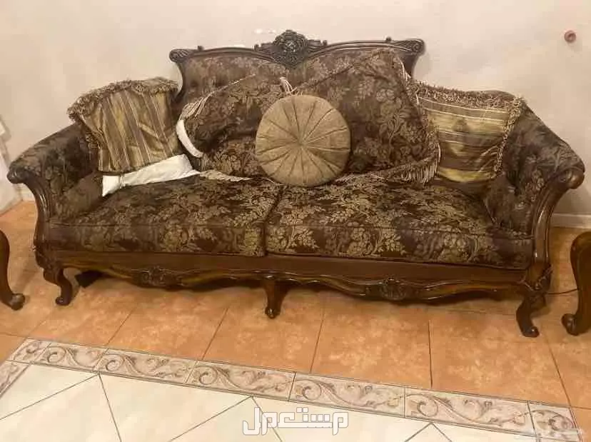 كنب وطاولات للبيع و أبجورات في جدة