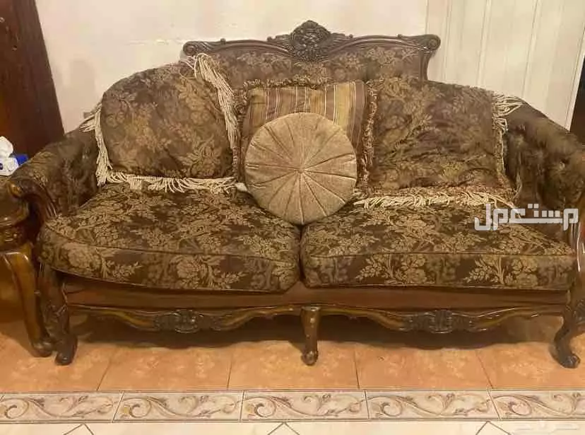 كنب وطاولات للبيع و أبجورات في جدة