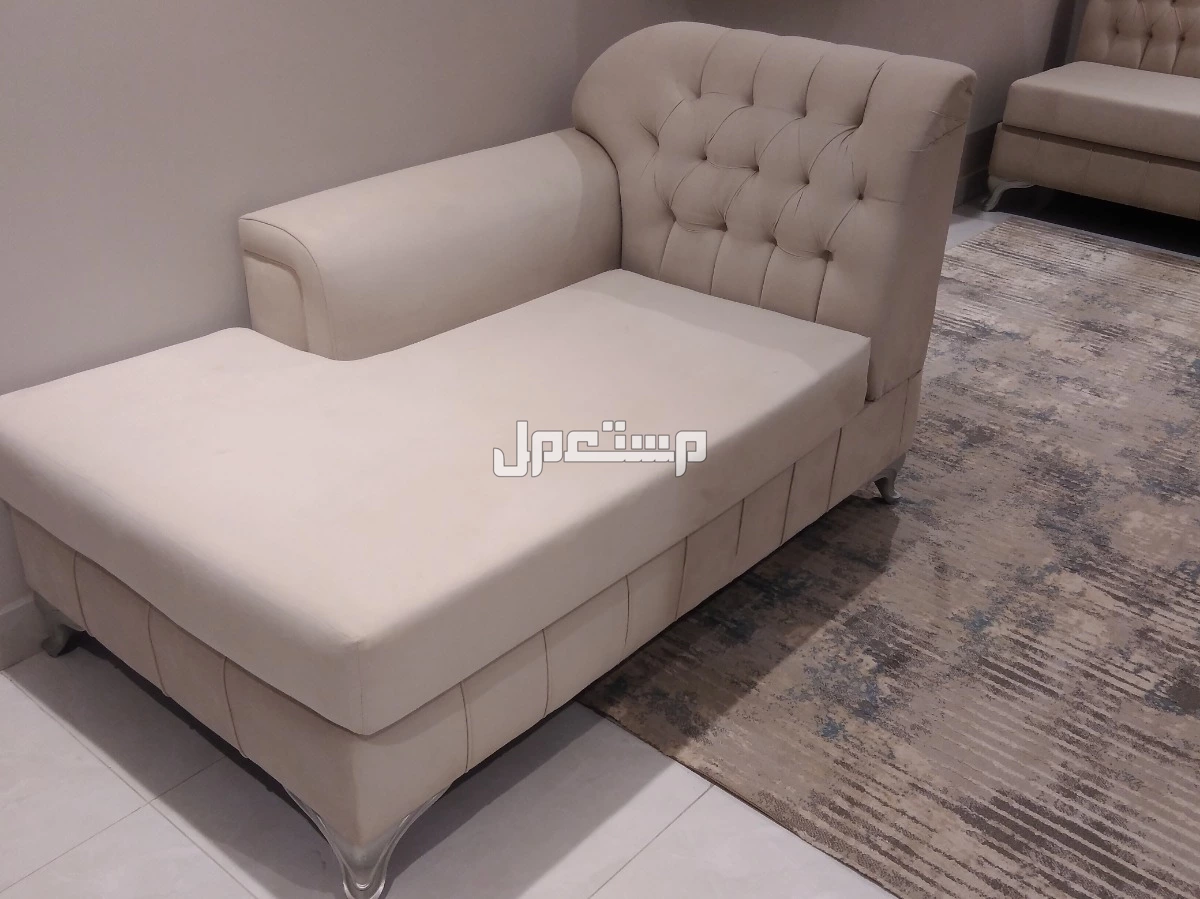 للبيع كنب حرف U في جدة بسعر ألف ريال سعودي