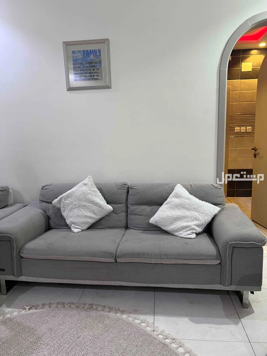 كنب 4 قطع يتسع ل 7 اشخاص اسفنج اصلي مريح