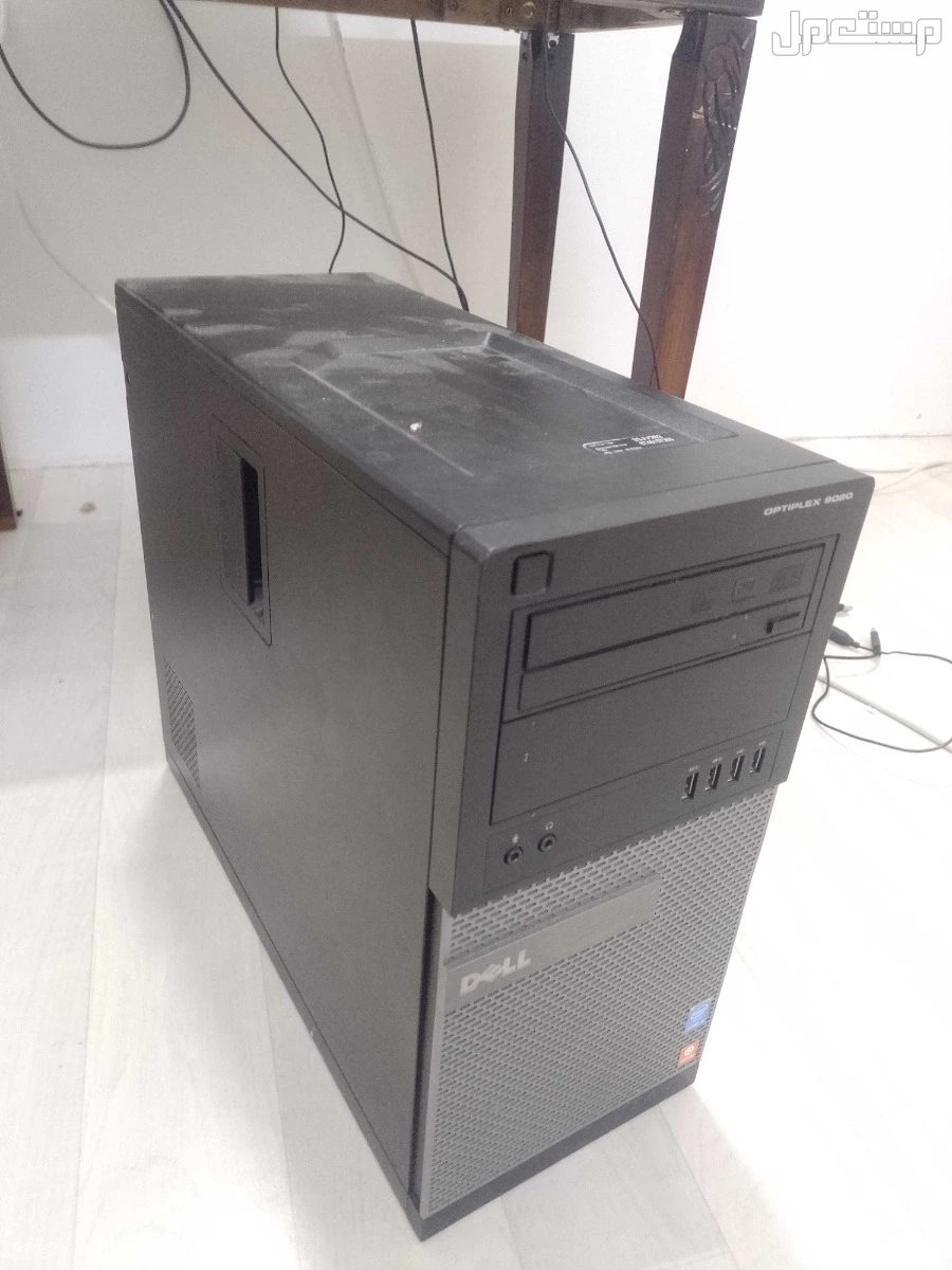 للبيع pc مستعمل سنه dell مع جميع ملحقاته