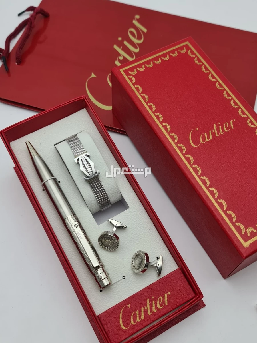 عرض__ خاص   طقم رجالي..   جديد من كاريتر..  اسواره مع قلم وكبك..  مع جميع ملحقات الماركه..   **السعر150ريال..